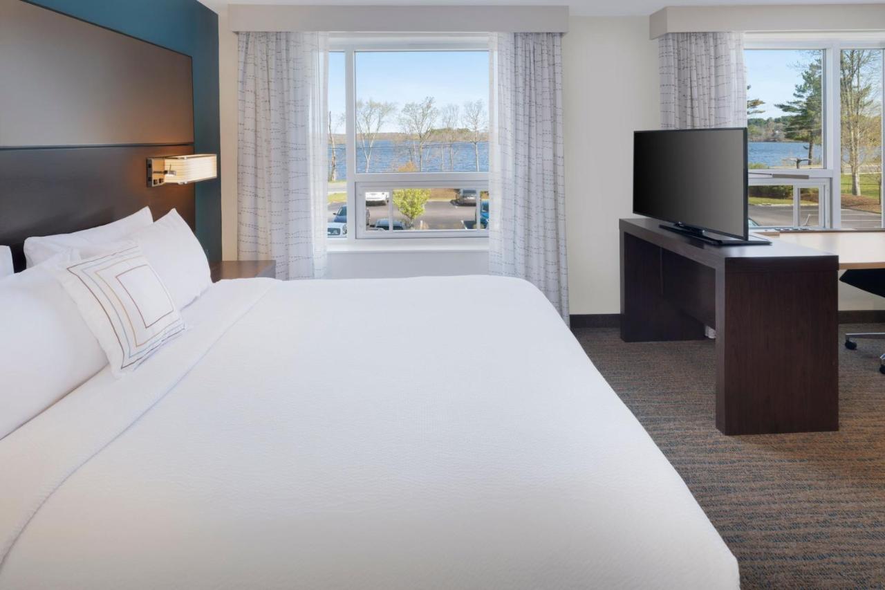 Hotel By Marriott Boston Bridgewater