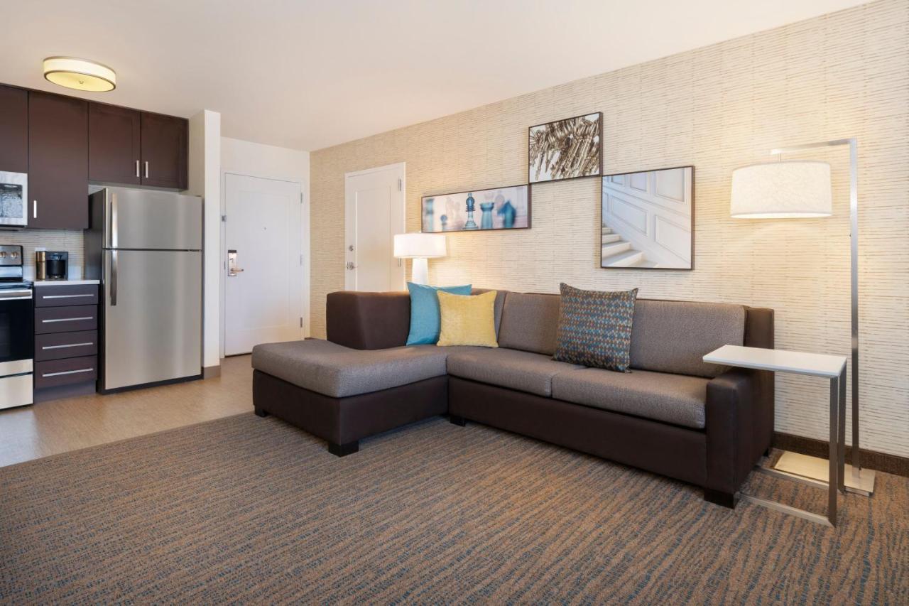Hotel By Marriott Boston Bridgewater Raynham