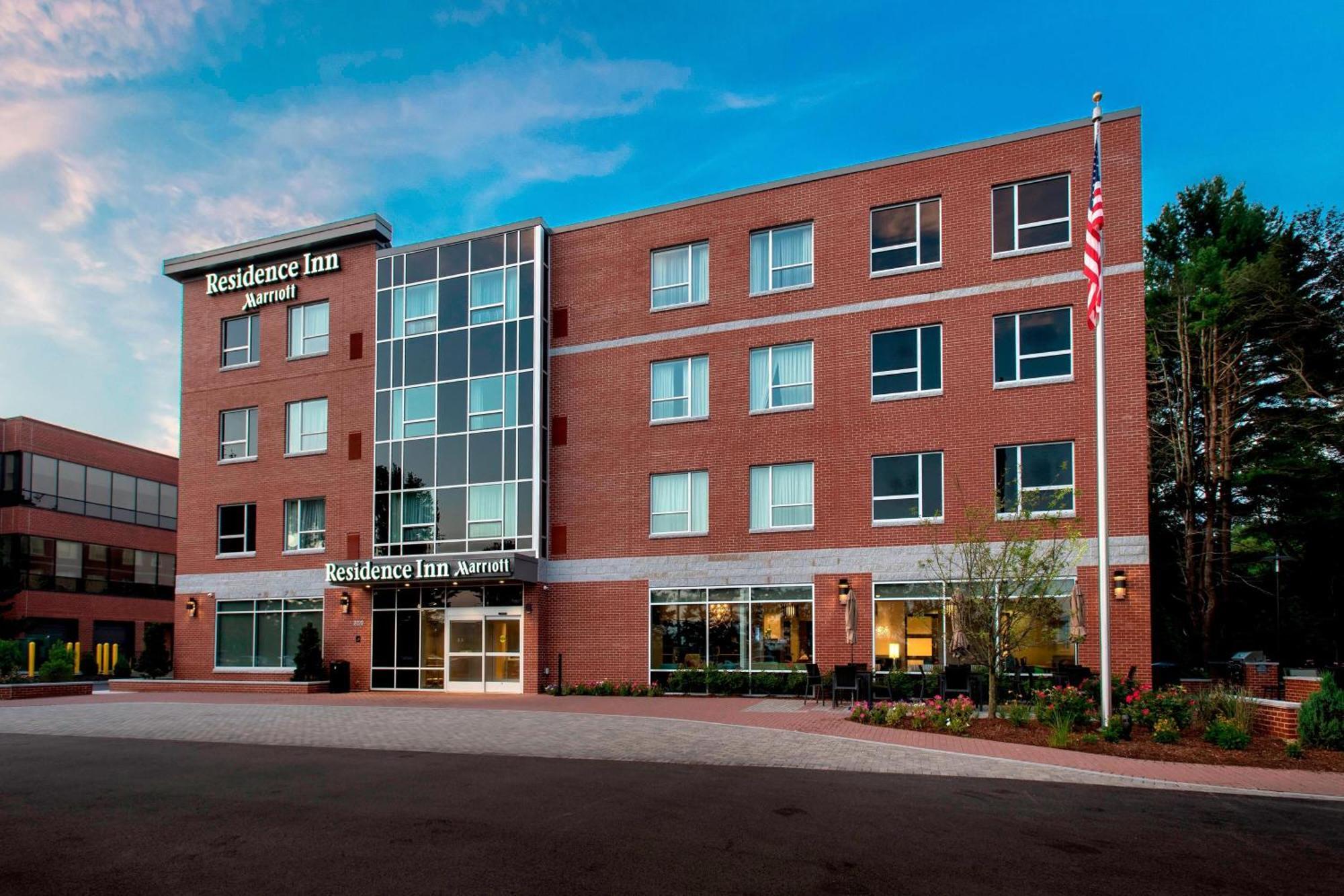 By Marriott Boston Bridgewater 3*